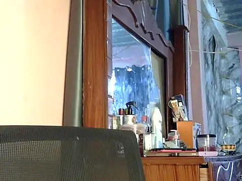 Snapshot of dreamerrrrr1 chatting on November 2025 12:19:02 PM dreamerrrrr1 online show from November 2025 12:19:02 PM