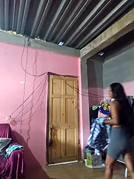 Snapshot of dreamerrrrr1 chatting on December 2025 12:10:01 PM dreamerrrrr1 online show from December 2025 12:10:01 PM