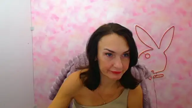 Rosie Rosee online show from March 2026 12:22:01 PM