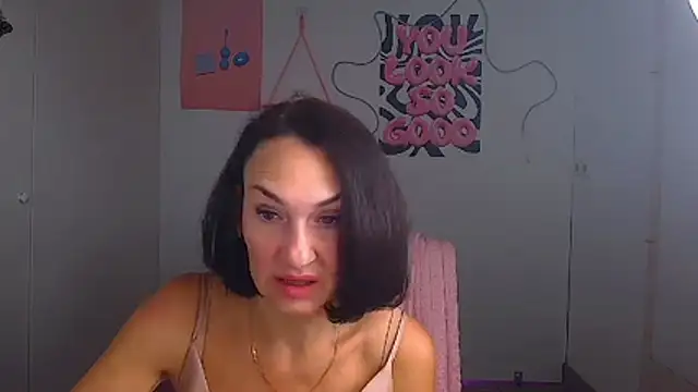Rosie Rosee online show from May 2026 11:37:02 AM
