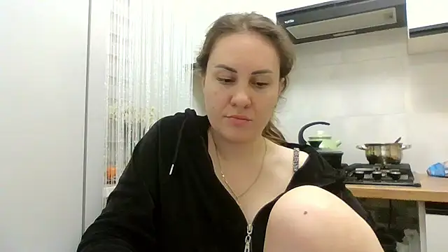 MeadowEyes online show from May 2026 08:25:01 PM