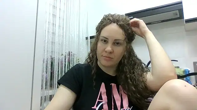 MeadowEyes online show from May 2026 07:52:02 PM