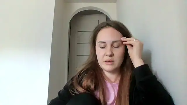 MeadowEyes online show from June 2026 01:02:02 PM