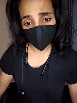 Snapshot of Royal_Shona chatting on October 2025 06:43:01 PM Royal Shona online show from October 2025 06:43:01 PM