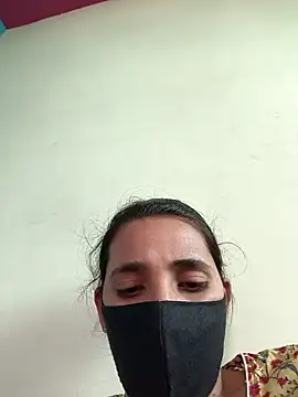 Snapshot of Royal_Shona chatting on November 2025 10:03:01 AM Royal Shona online show from November 2025 10:03:01 AM