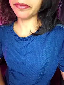 Snapshot of Royal_Shona chatting on November 2025 06:06:02 PM Royal Shona online show from November 2025 06:06:02 PM