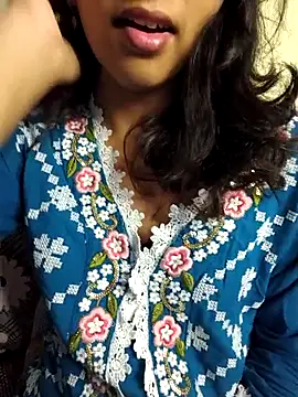 Snapshot of Royal_Shona chatting on December 2025 05:53:02 PM Royal Shona online show from December 2025 05:53:02 PM