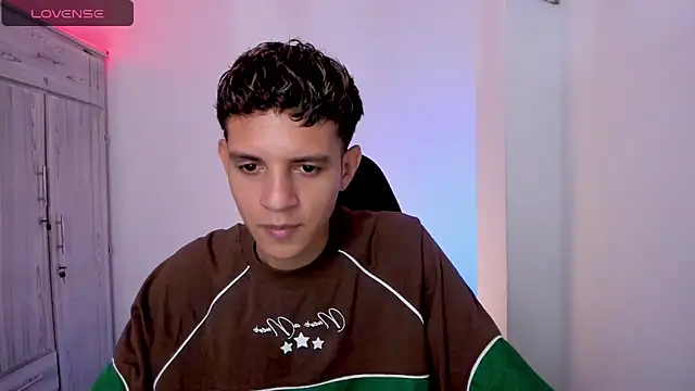 tylernova online show from April 2026 03:37:01 AM