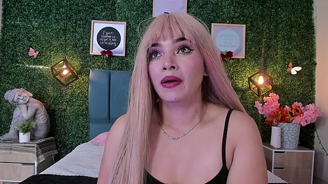 Kiaraa88 online show from November 2025 12:05:02 PM