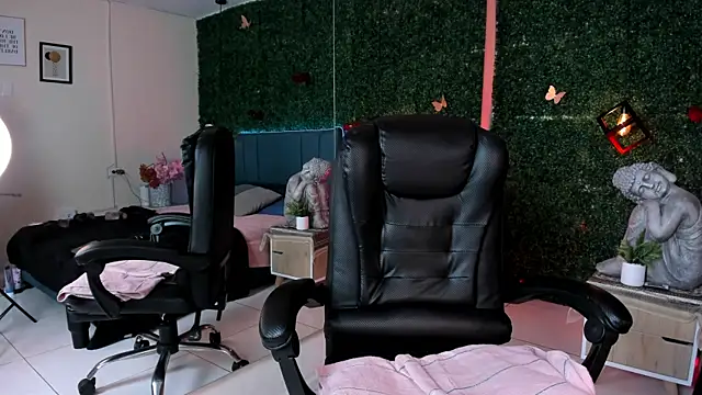 Kiaraa88 online show from June 2026 08:11:02 PM