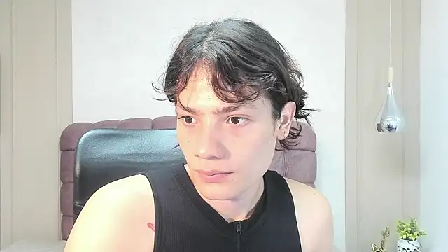 KassMonroe online show from May 2026 12:32:01 PM