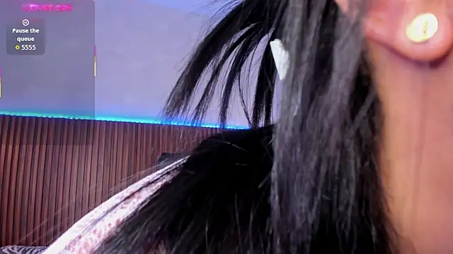 Snapshot of Foxy_Kylie chatting on November 2025 07:50:02 PM Foxy Kylie online show from November 2025 07:50:02 PM