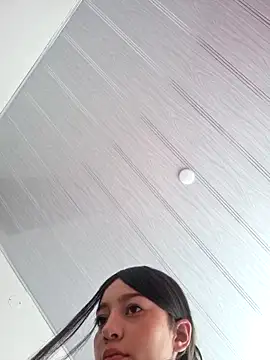 Snapshot of __Lorelain__ chatting on October 2025 04:13:02 PM Lorelain online show from October 2025 04:13:02 PM