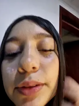 Snapshot of __Lorelain__ chatting on October 2025 11:20:02 PM Lorelain online show from October 2025 11:20:02 PM