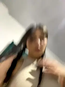 Snapshot of __Lorelain__ chatting on November 2025 10:09:02 PM Lorelain online show from November 2025 10:09:02 PM