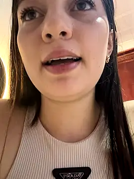 Snapshot of __Lorelain__ chatting on November 2025 10:20:01 PM Lorelain online show from November 2025 10:20:01 PM