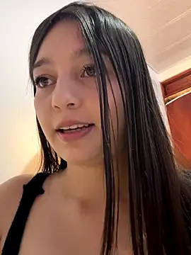 Snapshot of __Lorelain__ chatting on November 2025 09:49:02 PM Lorelain online show from November 2025 09:49:02 PM