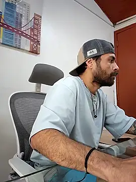 Snapshot of Nateskp_1 chatting on October 2025 08:42:02 PM Nateskp 1 online show from October 2025 08:42:02 PM