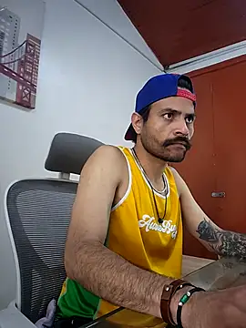 Snapshot of Nateskp_1 chatting on November 2025 06:31:01 PM Nateskp 1 online show from November 2025 06:31:01 PM