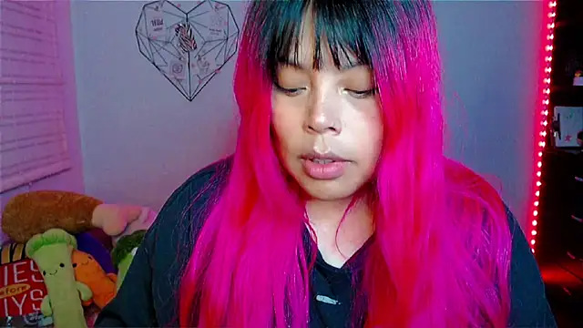 EllieMoonX online show from December 2025 10:51:03 PM