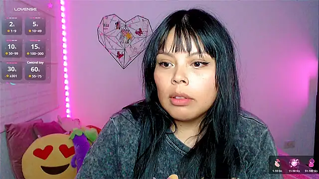 EllieMoonX online show from May 2026 12:06:02 AM