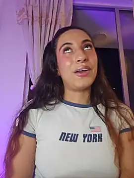 Meganthomson online show from April 2026 02:27:02 AM