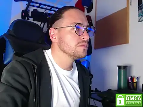 kurt xx online show from October 2025 06:58:02 AM