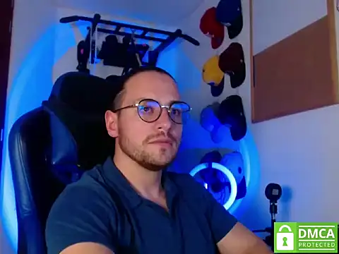 kurt xx online show from October 2025 01:17:01 AM