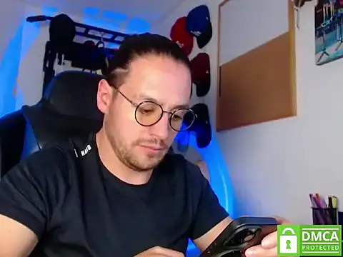 kurt xx online show from November 2025 02:01:02 AM