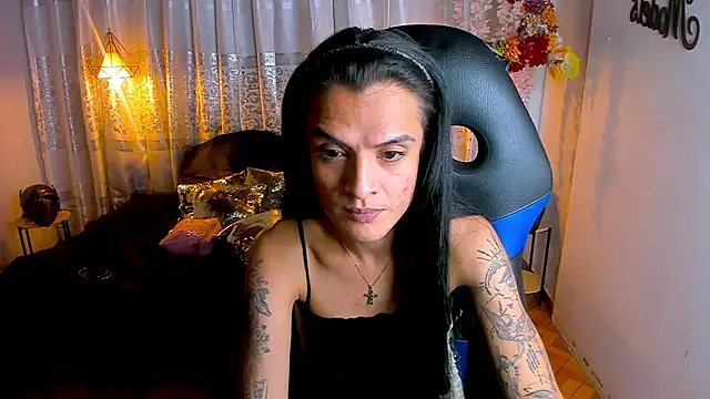 Snapshot of ZAMMIRA chatting on November 2025 05:49:01 AM ZAMMIRA online show from November 2025 05:49:01 AM