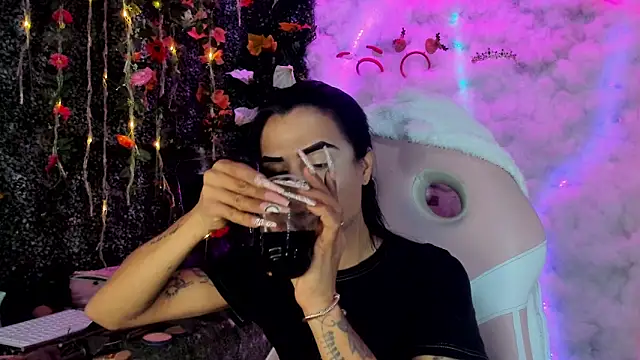 ZAMMIRA online show from January 2026 05:43:01 AM