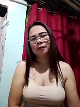 Snapshot of erma_joy chatting on February 2026 07:35:01 PM erma joy online show from February 2026 07:35:01 PM