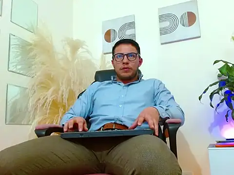 Snapshot of Damian_ferrer01 chatting on October 2025 02:34:02 AM Damian ferrer01 online show from October 2025 02:34:02 AM