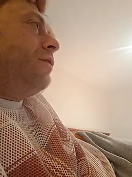 DelayedAnalog720 online show from February 2026 04:30:01 AM