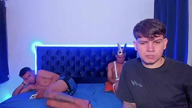 Snapshot of isaac_master77 chatting on November 2025 03:30:02 AM isaac master77 online show from November 2025 03:30:02 AM