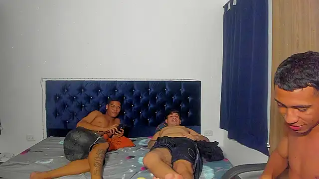 Snapshot of isaac_master77 chatting on November 2025 03:49:02 AM isaac master77 online show from November 2025 03:49:02 AM