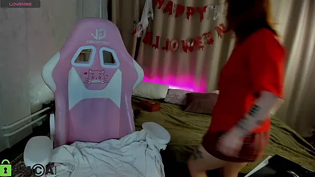 Snapshot of Rene_Shine chatting on November 2025 09:22:02 AM Rene Shine online show from November 2025 09:22:02 AM