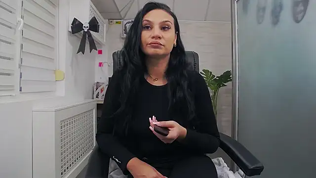 Snapshot of YaraXCox chatting on October 2025 04:47:01 AM YaraXCox online show from October 2025 04:47:01 AM