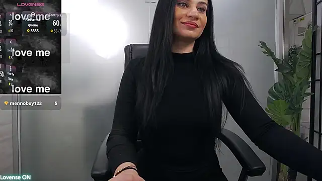 Snapshot of YaraXCox chatting on April 2026 03:15:01 AM YaraXCox online show from April 2026 03:15:01 AM