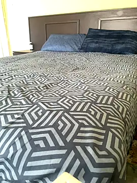 BIGXMELLOW online show from November 2025 10:47:02 AM