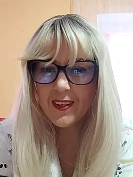 Amelialove42 online show from November 2025 08:48:02 AM