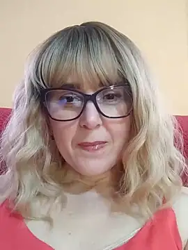 Amelialove42 online show from May 2026 02:13:02 PM