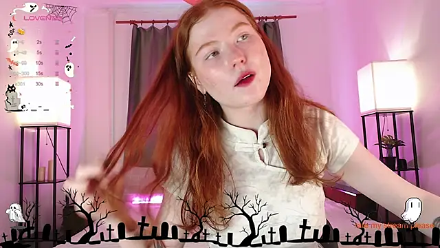 Snapshot of GingerCute chatting on October 2025 09:33:01 AM GingerCute online show from October 2025 09:33:01 AM