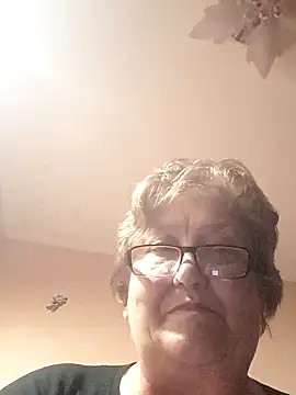 Snapshot of Katherine735 chatting on October 2025 09:26:02 PM Katherine735 online show from October 2025 09:26:02 PM