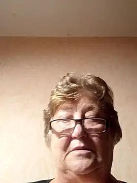 Snapshot of Katherine735 chatting on October 2025 04:19:02 PM Katherine735 online show from October 2025 04:19:02 PM