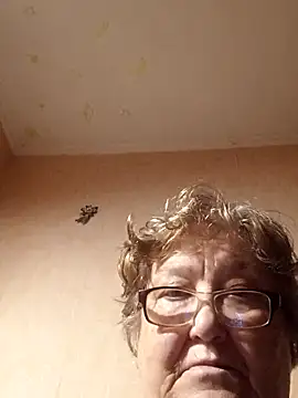 Snapshot of Katherine735 chatting on November 2025 02:57:01 AM Katherine735 online show from November 2025 02:57:01 AM