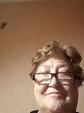 Snapshot of Katherine735 chatting on November 2025 09:27:02 PM Katherine735 online show from November 2025 09:27:02 PM