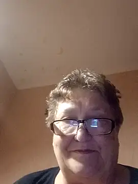 Snapshot of Katherine735 chatting on November 2025 11:14:01 PM Katherine735 online show from November 2025 11:14:01 PM