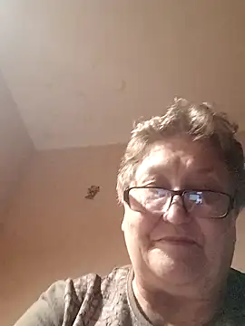 Snapshot of Katherine735 chatting on November 2025 09:51:02 PM Katherine735 online show from November 2025 09:51:02 PM