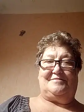 Snapshot of Katherine735 chatting on November 2025 03:38:02 PM Katherine735 online show from November 2025 03:38:02 PM